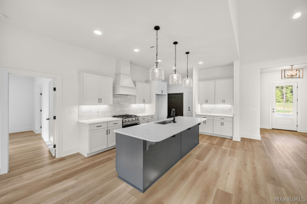 106 Della Drive