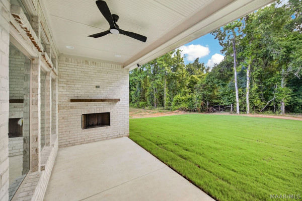106 Della Drive