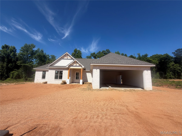 106 Della Drive
