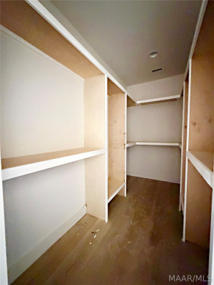 106 Della Drive