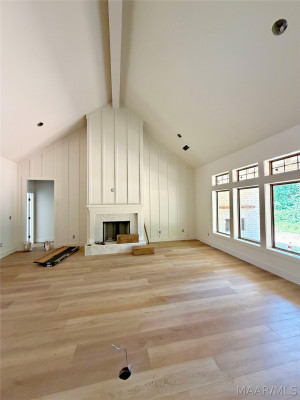 106 Della Drive