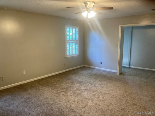 2952 Old Farm Road