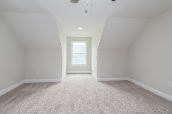 119 Woodbridge Way