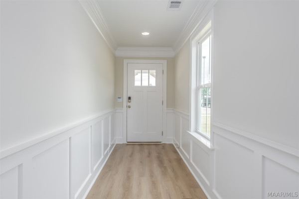 119 Woodbridge Way