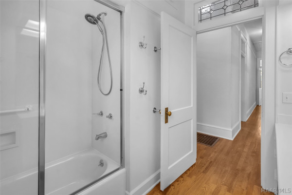 3237 Cloverdale Road