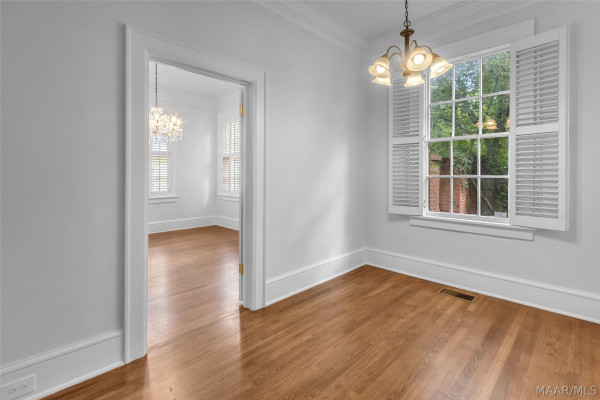 3237 Cloverdale Road