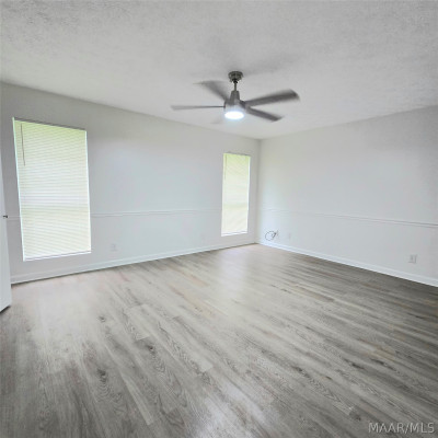 4113 Johnstown Drive