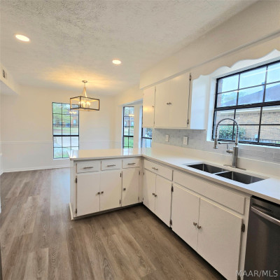 4113 Johnstown Drive