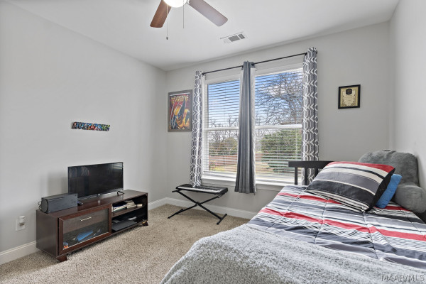 1600 Rosemary Park