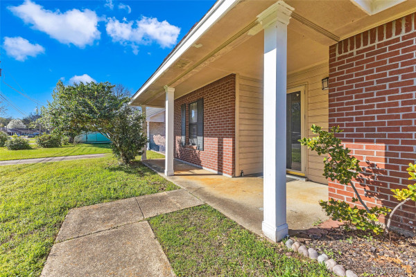 384 Forest Park Drive