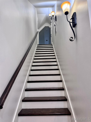 6313 Philadelphia Hill