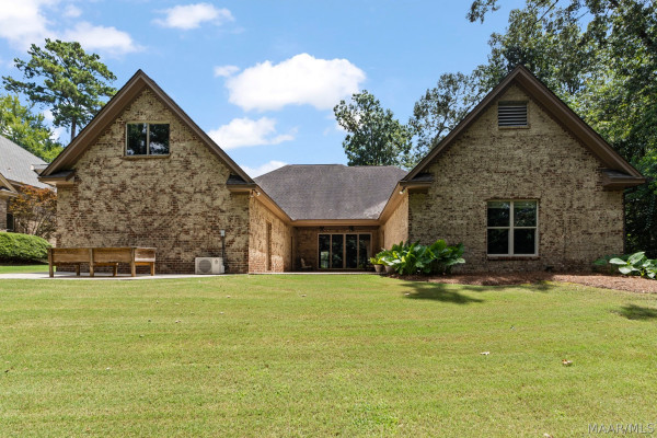 6313 Philadelphia Hill