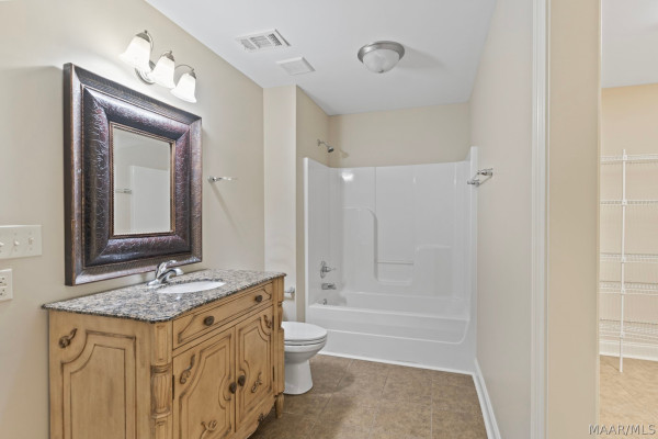 6313 Philadelphia Hill