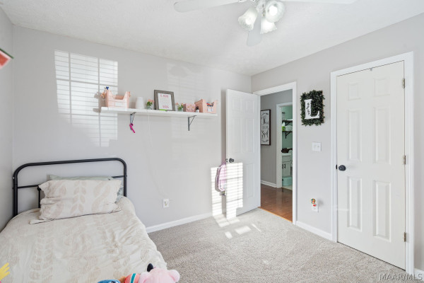 87 Meadow Oaks Court