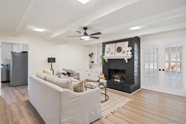 421 Seminole Drive