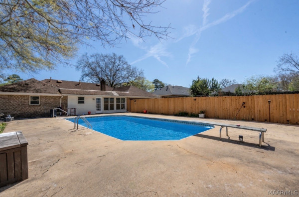 421 Seminole Drive