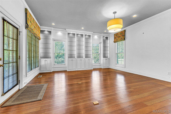 1150 Bell Road