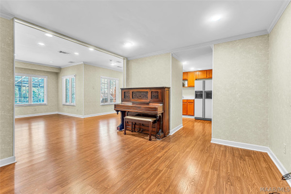 1150 Bell Road