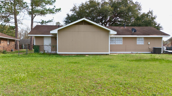 242 SMALLBROOK Drive