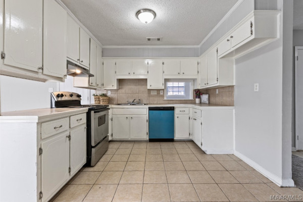 242 SMALLBROOK Drive