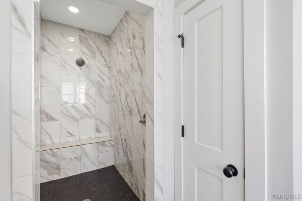 118 Forest Glen Drive