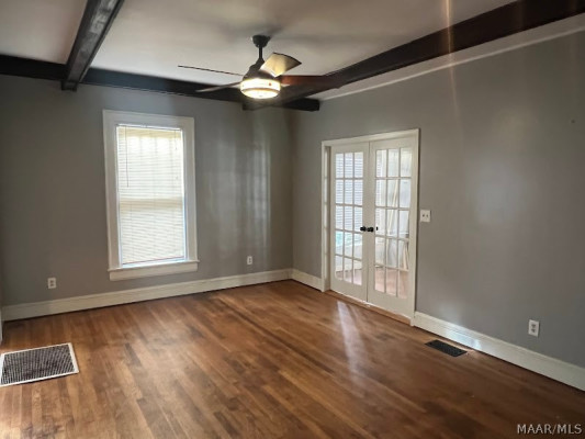 1818 ST CHARLES Avenue