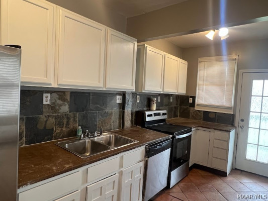 1818 ST CHARLES Avenue