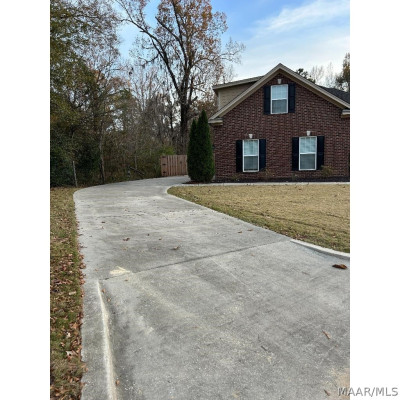 9172 THETFORD Way