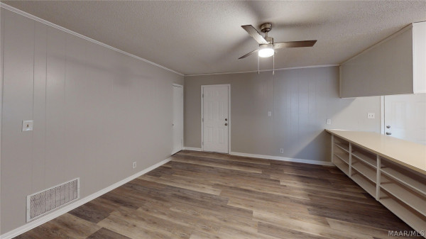 2716 Forsyth Lane