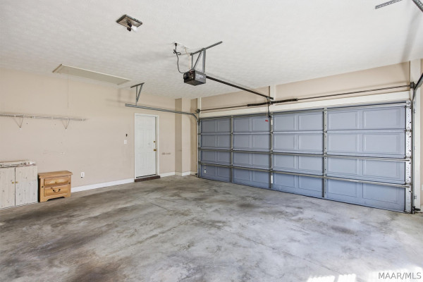 8349 Grayson Grove