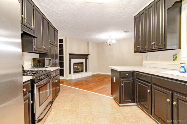 406 Fieldstone Court