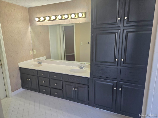 406 Fieldstone Court