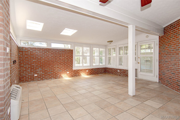 406 Fieldstone Court