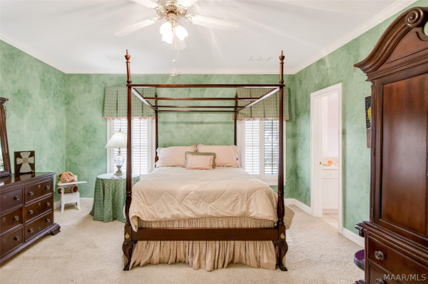 9846 Wynchase Circle