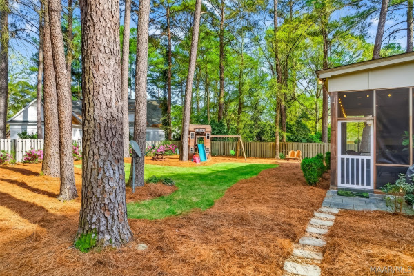 9846 Wynchase Circle