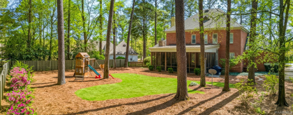 9846 Wynchase Circle