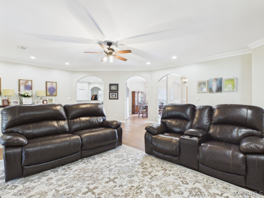 125 ASBURY Lane