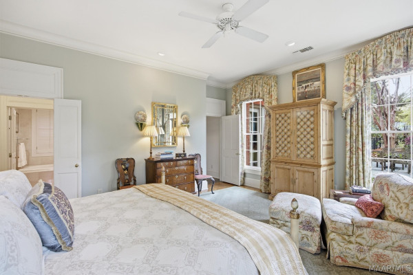 1841 Wentworth Drive