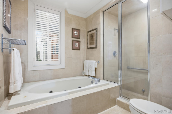 1841 Wentworth Drive