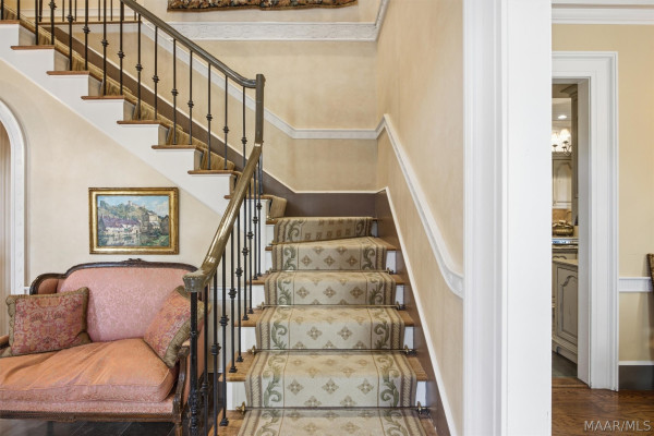 1841 Wentworth Drive