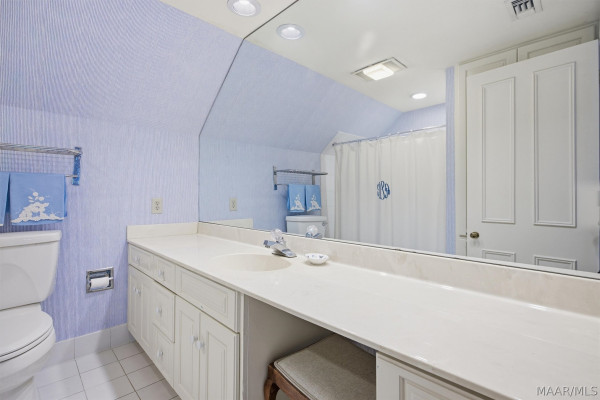 1841 Wentworth Drive