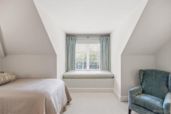 1841 Wentworth Drive