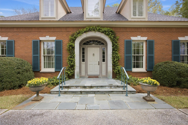 1841 Wentworth Drive