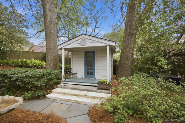 1841 Wentworth Drive