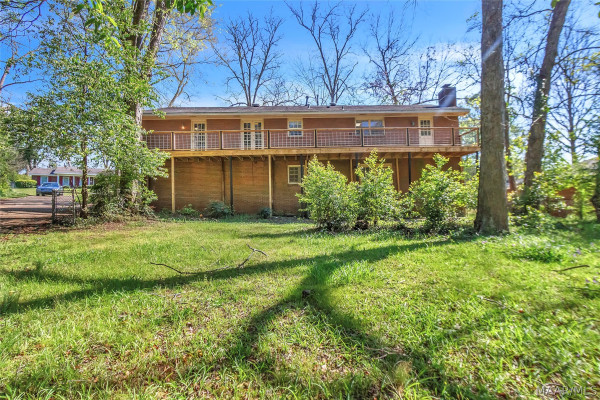 420 CAROL VILLA Drive