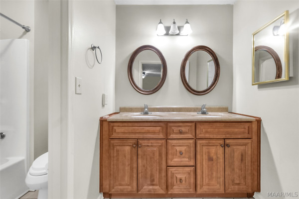 4317 Hillside Oaks Court