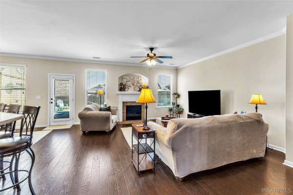 1349 Barrett Parkway