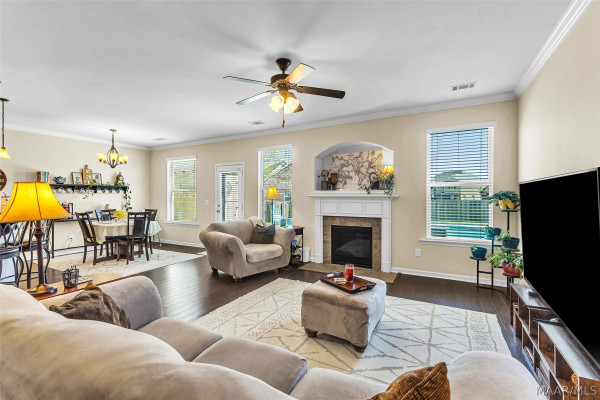 1349 Barrett Parkway