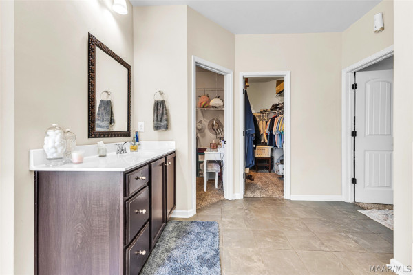1349 Barrett Parkway
