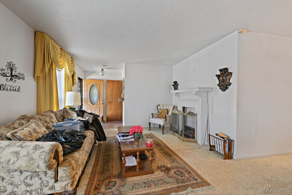 4323 Sunnybrook Drive